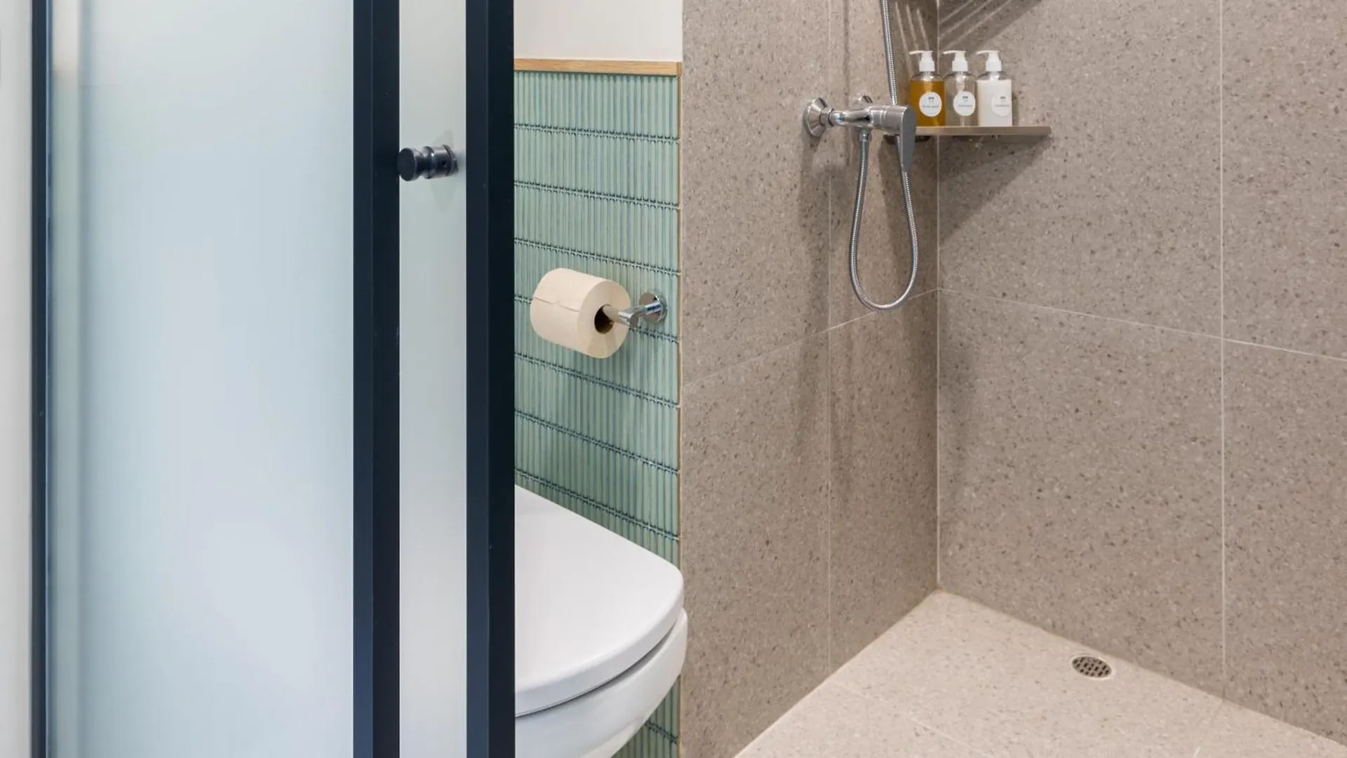 Weave Studios - Sai Ying Pun Hong Kong 0*,